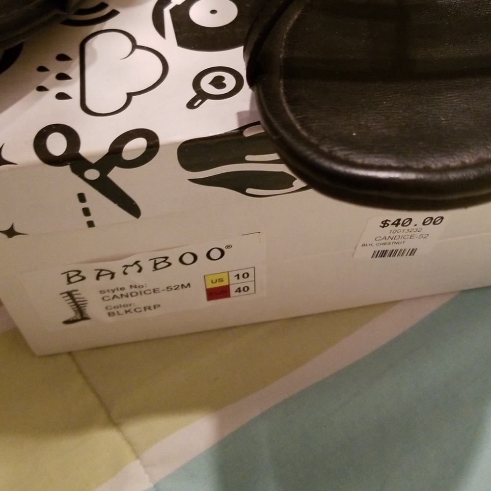 shoes - Picture 2 of 3